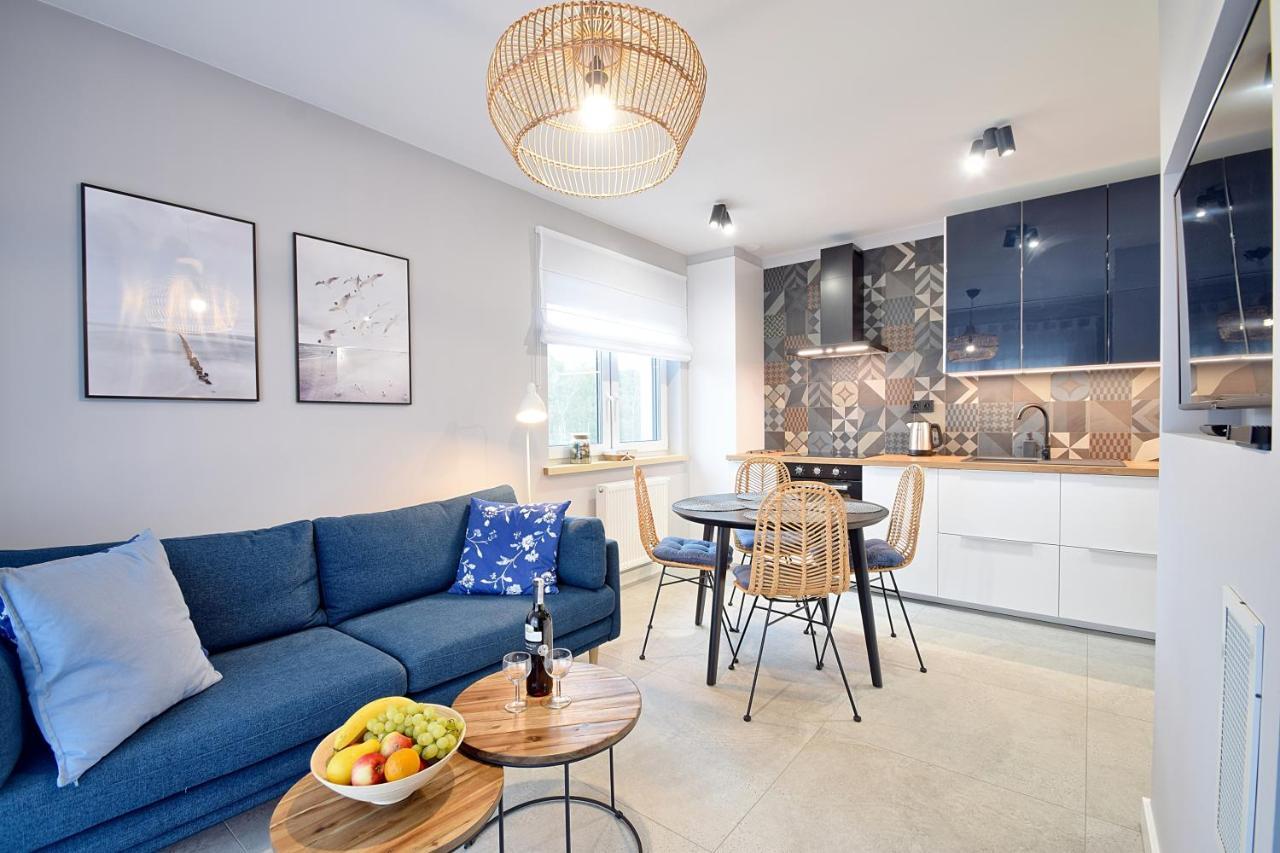 E-Apartament Nad Morzem Apartamentuj เมียลโน ภายนอก รูปภาพ