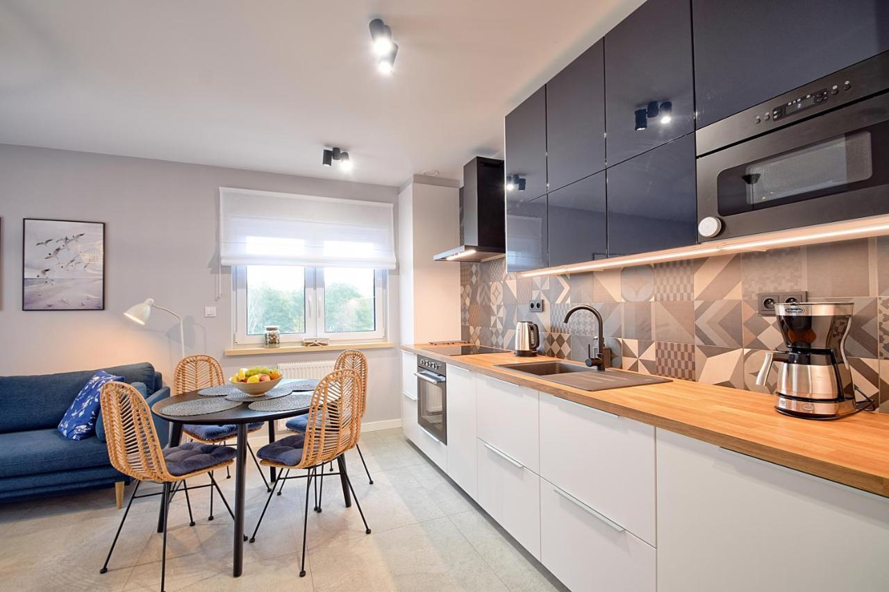 E-Apartament Nad Morzem Apartamentuj เมียลโน ภายนอก รูปภาพ