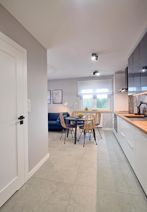 E-Apartament Nad Morzem Apartamentuj เมียลโน ภายนอก รูปภาพ